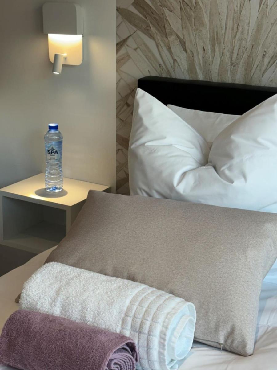 Studio De L'Avenue Spa Luaran gambar